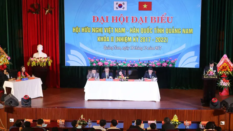 Quang cảnh đại hội
