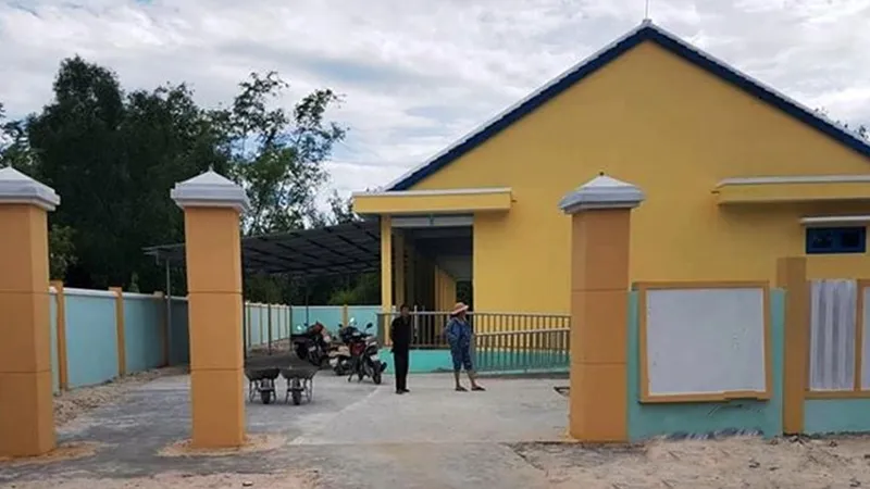 Lần đầu đến trường học, bé trai bị điện giật tử vong