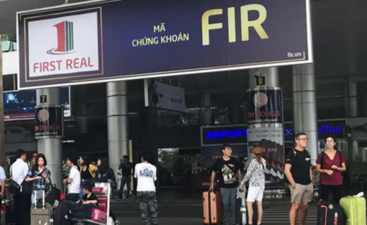 Khách ở sân bay Đà Nẵng khốn đốn vì tài xế taxi ngưng đón khách