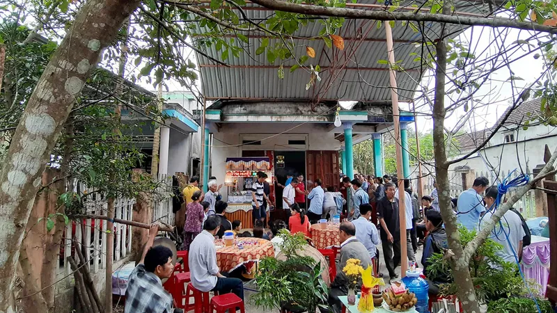 Không khí tang thương bao trùm một vùng quê