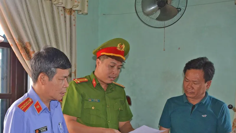 Gây thiệt hại hơn 4 tỷ đồng, 3 cán bộ ở Quảng Nam bị bắt giam