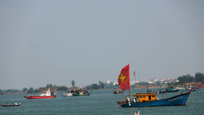 Tìm thấy thi thể thứ ba vụ lật ghe trên sông Thu Bồn