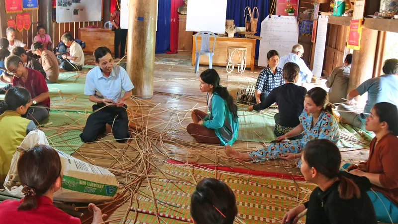 Bảo tồn và phát triển nghề đan lát của người Cơ Tu