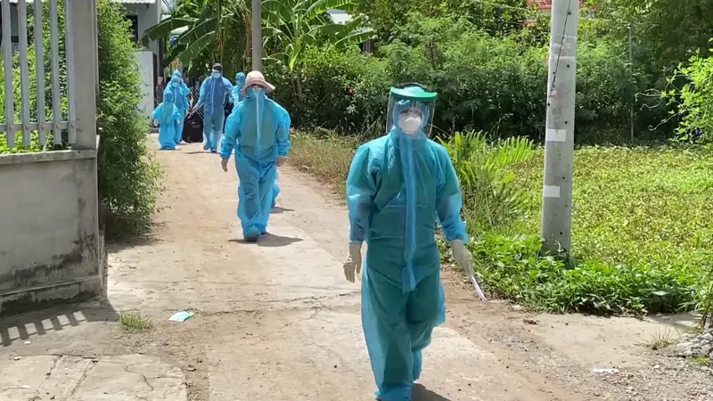 Long An: Xuất hiện nhiều ca mắc mới Covid-19, trong đó có một bác sĩ