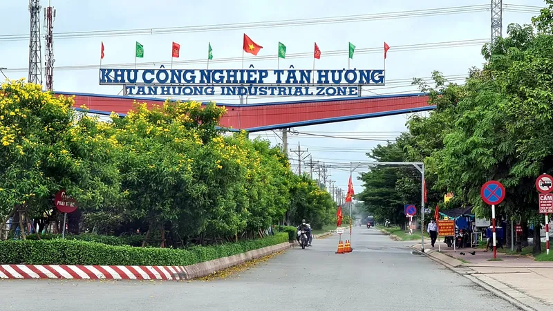 Tạm dừng hoạt động sản xuất kinh doanh của các doanh nghiệp trong khu, cụm công nghiệp