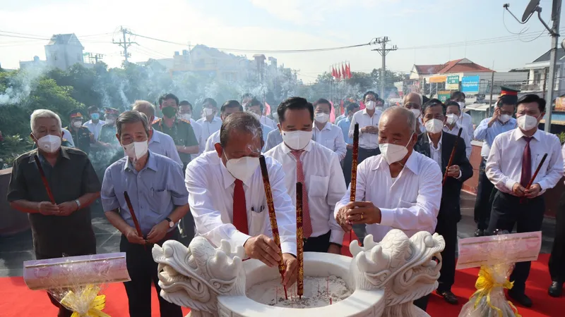 Long An kỷ niệm 160 năm trận công đồn Tây Dương (16-12-1861 - 16-12-2021)