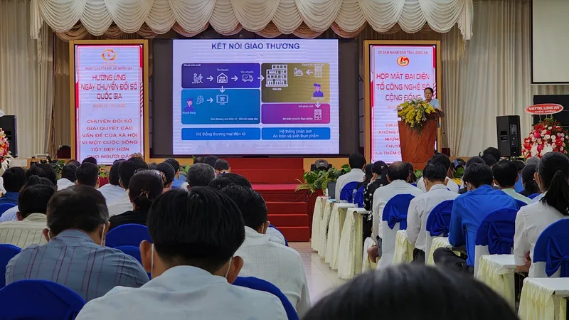 Long An: 100% xã, phường, thị trấn thành lập tổ công nghệ số cộng đồng