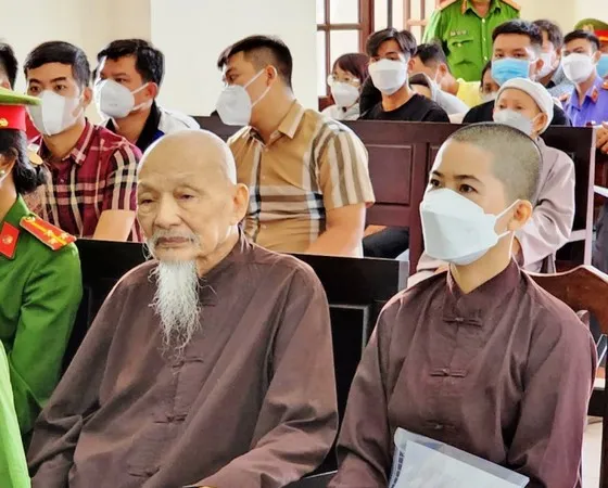 Khởi tố vụ án “Lừa đảo chiếm đoạt tài sản” tại “Tịnh thất bồng lai”