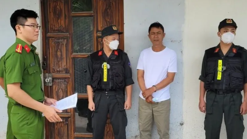 Đình chỉ hoạt động Trung tâm dạy nghề Hàng Giang