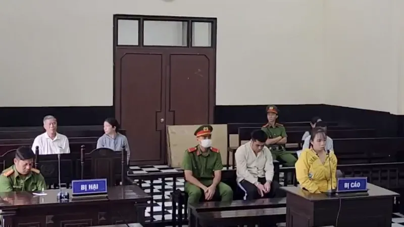 Sử dụng giấy chứng nhận quyền sử dụng đất giả để lừa đảo, lãnh 15 năm tù