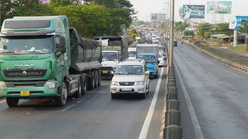Đảm bảo an toàn giao thông mùa mưa bão