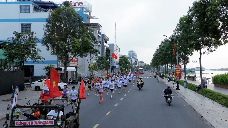 Hơn 650 vận động viên tham gia Giải Việt dã Báo Ấp Bắc lần thứ 40
