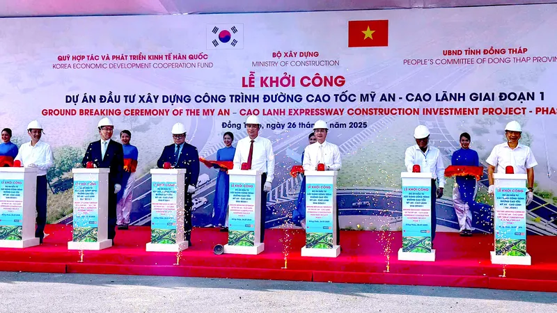 Khởi công dự án cao tốc Mỹ An - Cao Lãnh giai đoạn 1