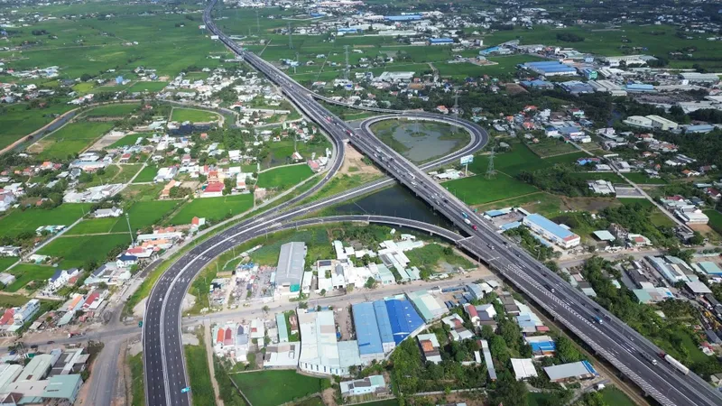 Đề nghị hỗ trợ nguồn vật liệu mở rộng đường cao tốc TPHCM - Trung Lương - Mỹ Thuận