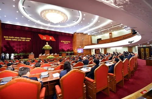  Tiếp tục đổi mới, sắp xếp tổ chức bộ máy của hệ thống chính trị