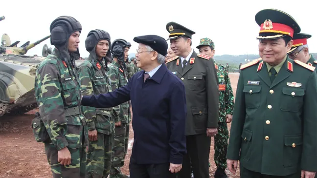 Nâng cao cảnh giác, chống âm mưu “phi chính trị hóa”, “dân sự hóa” quân đội 
