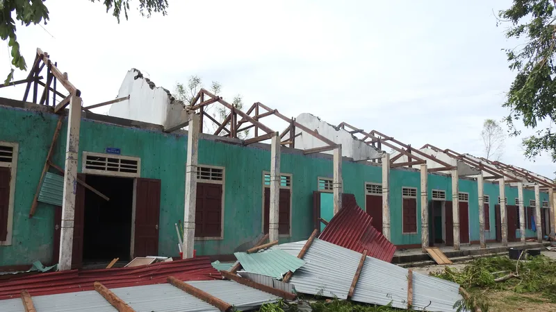 Quảng Bình: Thiệt hại hơn 7.800 tỷ đồng, 95.433 nhà bị tốc mái