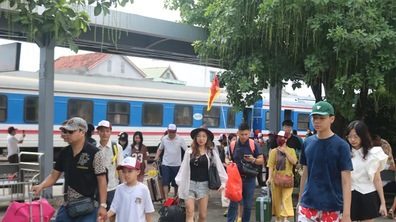 Quảng Bình đón chuyến tàu hỏa charter chở khách du lịch