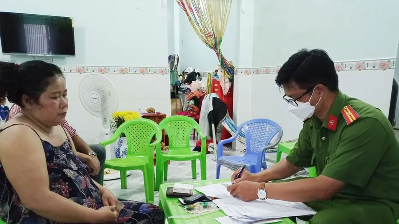 Trà Vinh: Bắt nữ chủ quán cà phê buôn ma túy