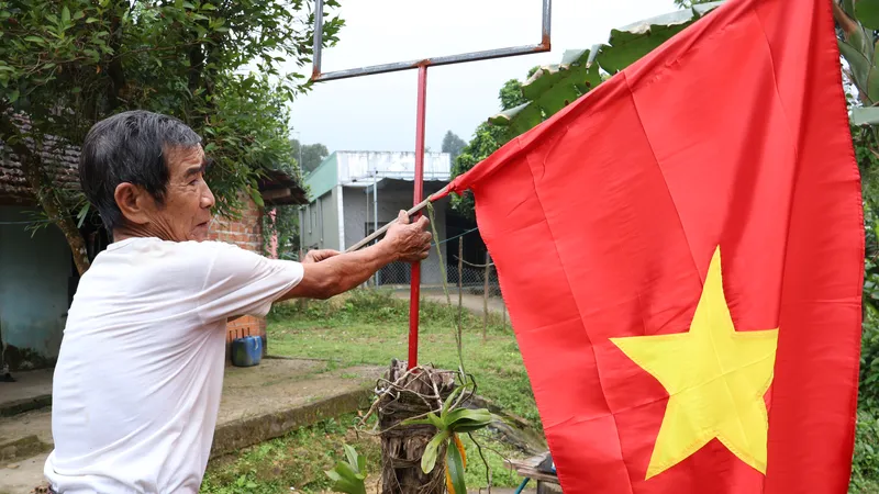 Đồng bào người Cor tưng bừng đón Tết Nguyên đán