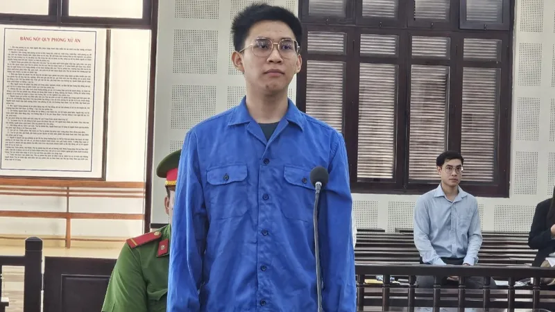 Bị cáo Natus tại tòa
