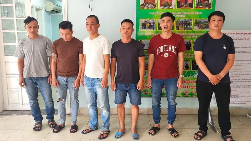 Các đối tượng tại cơ quan điều tra. Ảnh: CACC