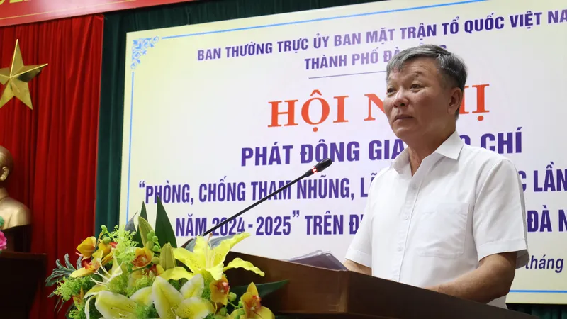 Ông Lê Văn Trung, Chủ tịch Uỷ ban MTTQ Việt Nam TP Đà Nẵng phát biểu tại Hội nghị 