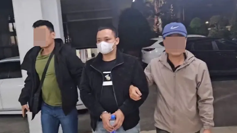 Công an TP Đà Nẵng di lý Nguyễn Văn Đức từ Quảng Trị về Đà Nẵng để phục vụ công tác điều tra. Ảnh: CACC