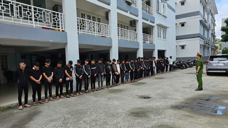 Khởi tố 21 đối tượng dùng hung khí gây rối trật tự ở TP Đà Nẵng
