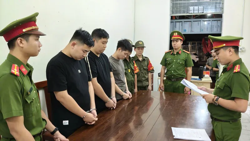 Công an TP Đà Nẵng khởi tố 3 đối tượng sử dụng mạng máy tính, mạng viễn thông, phương tiện điện tử thực hiện hành vi chiếm đoạt tài sản