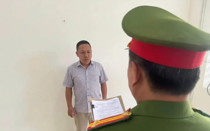 Nguyễn Ngọc Thành tại cơ quan điều tra. Ảnh: CACC