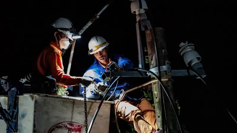 EVNCPC triển khai lực lượng hỗ trợ các địa phương thực hiện “Chiến dịch Quang Trung”