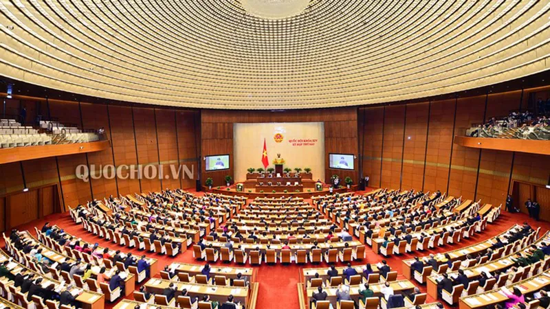 Quốc hội chốt chỉ tiêu GDP 2019 tăng 6,6%-6,8%