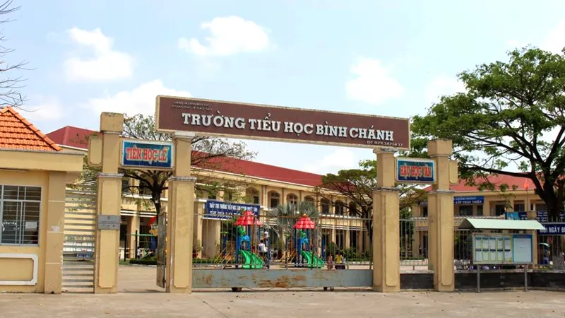 Trường Tiểu học Bình Chánh, nơi xảy ra vụ việc/