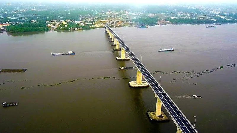 Bộ trưởng Bộ GTVT Nguyễn Văn Thể tại buổi làm việc. Ảnh: ĐĂNG NGUYÊN