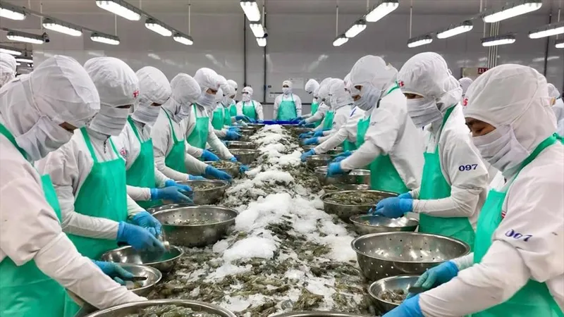 Đặt mục tiêu gỡ “thẻ vàng” IUU trong quý 4-2025
