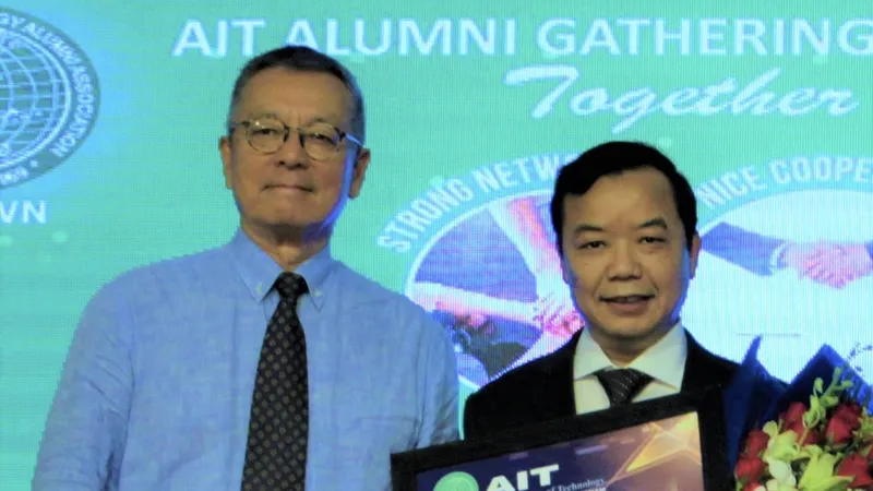Giám đốc Trí Việt - First News nhận giải thưởng “Tận tâm cống hiến vì cộng đồng 2019“
