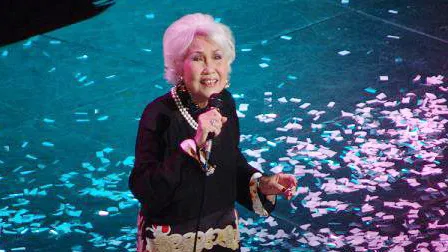 Ca sĩ Thái Thanh 
