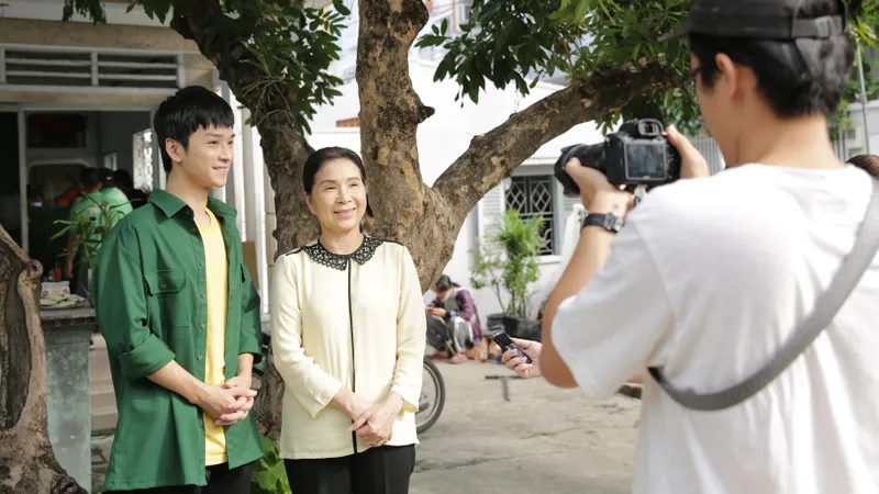 Đạt 1 triệu view khi chưa đầy 5 ngày, dàn sao “Việt Nam tử tế” tung hình ảnh hậu trường 