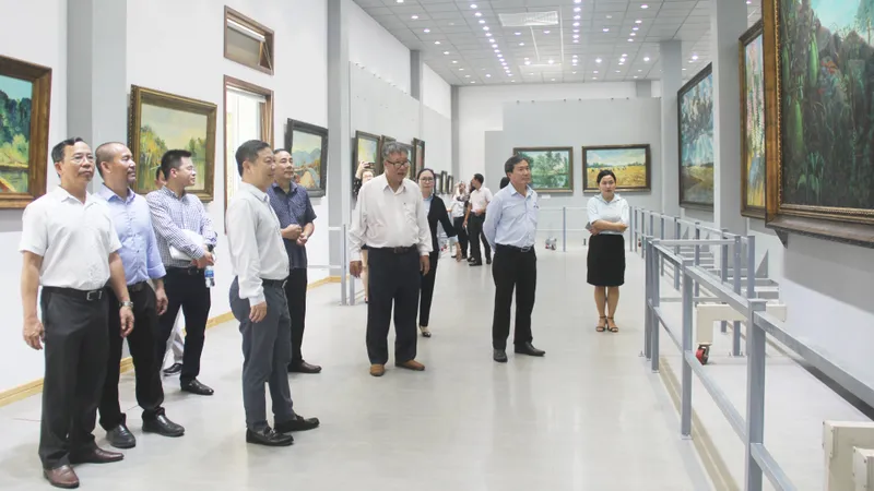 Đề xuất thành lập một bảo tàng tư nhân về tranh ở TPHCM