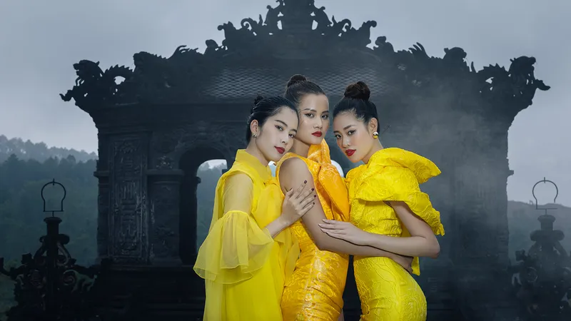 Dàn hoa hậu, á hậu rực rỡ giữa Cố đô Huế