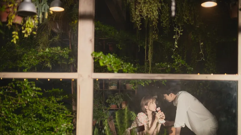 Thiều Bảo Trâm hát nhạc tỏ tình trong MV “Love Rosie”