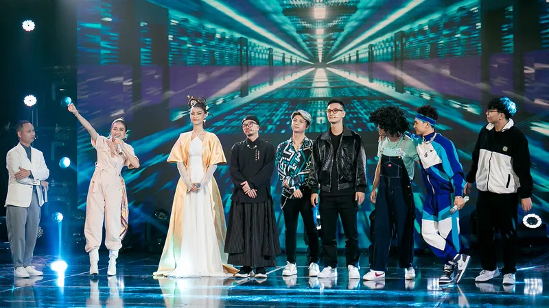 JSol và Khắc Hưng làm mới bản hit Làn Sóng Xanh, Kiều Loan “bứt phá” tại The Heroes