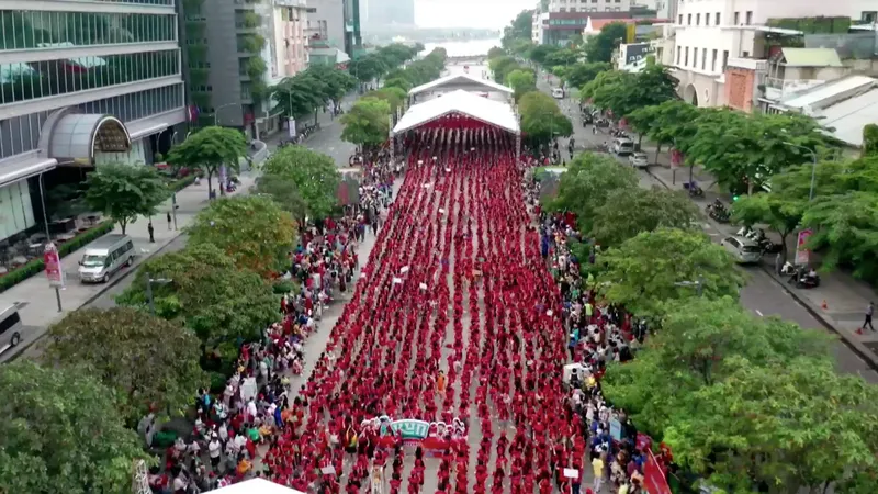 3.000 thiếu nhi đồng diễn flashmob xác lập kỷ lục Việt Nam