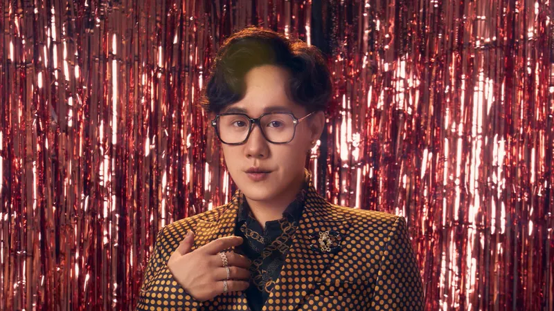 Trung Quân ra mắt MV mới, tiết lộ đang ấp ủ album đầu tiên 