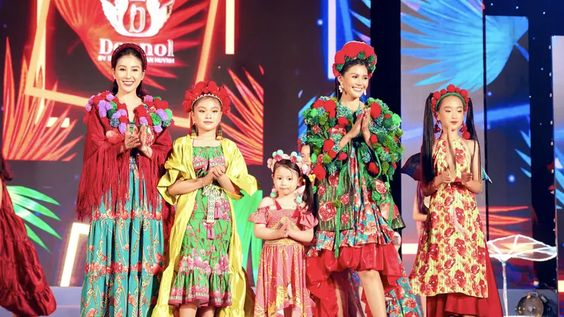À La Mode Fashion Fest thu hút giới trẻ thành phố