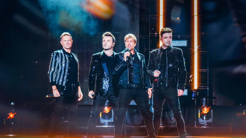 Lan Anh giới thiệu Khu bảo tồn tre Việt Nam; show Westlife bị chỉ trích bán thêm vé đứng