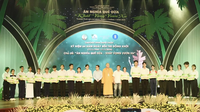 Đậm tình “Ân nghĩa quê dừa - Khát vọng vươn xa”