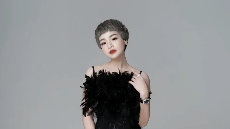 Ca sĩ Ngọc Khuê hé lộ album mới đánh dấu sự trở lại