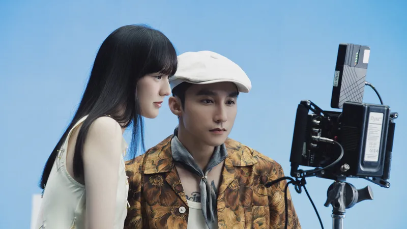 Sơn Tùng M-TP trở lại với MV "Chúng ta của tương lai", lọt Top 1 Trending YouTube